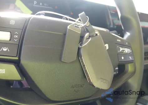 2025 Kia K4 Lxs из США, поврежденный, VIN 3KPFT4DE0SE107560